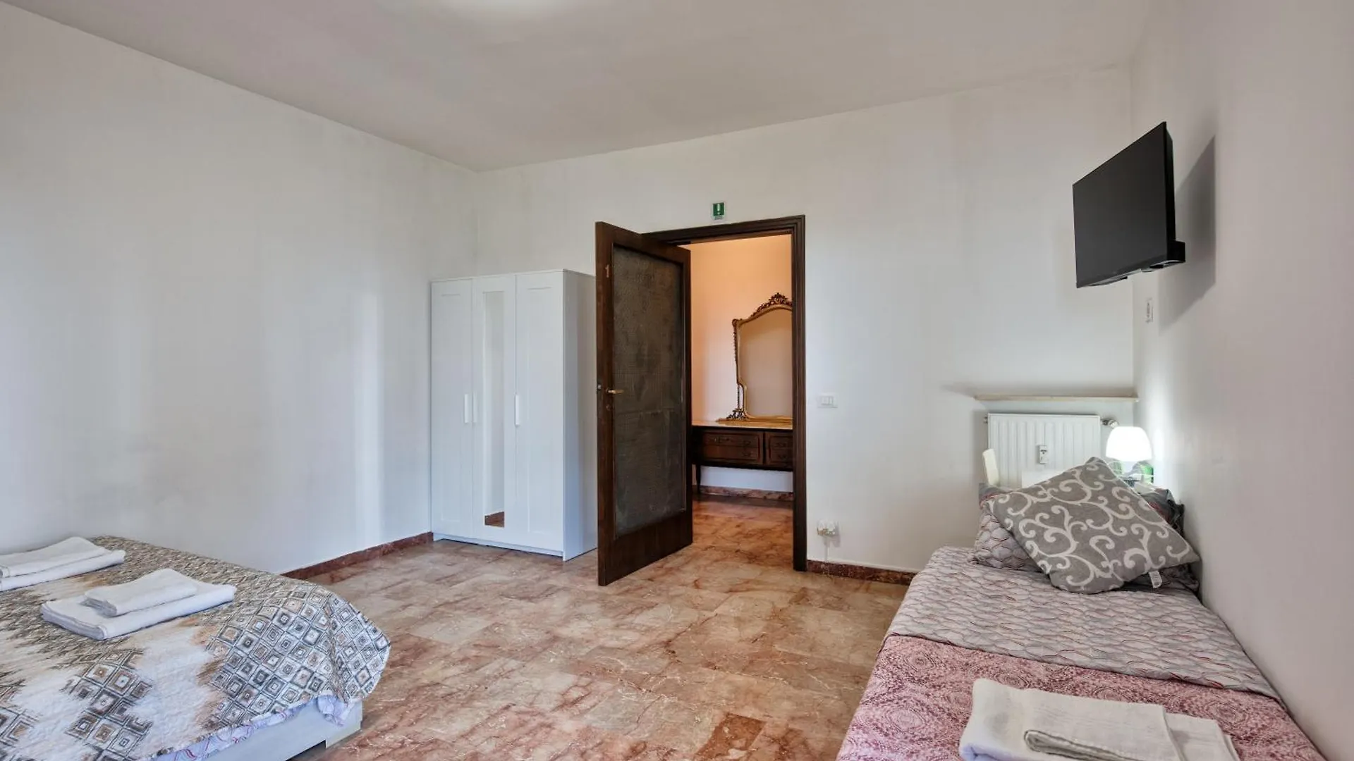 Guest house Arish Downtown Venice Hotel Marghera Italy
